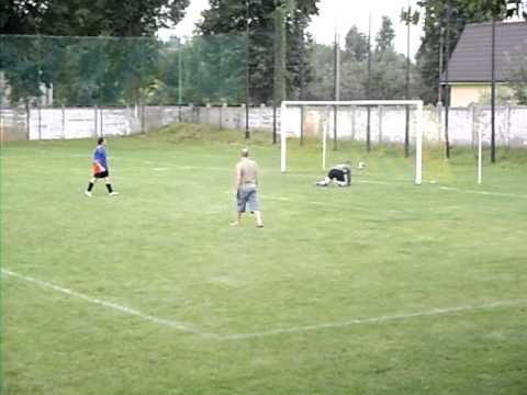 Gromnik Kuropatnik - Strzelinianka II Karszów 1:0, Sobski (karny) 15/08/2010