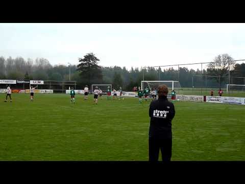 2011okt29 Alblas-GR.LINDT C1 - Aanval-goal.MTS