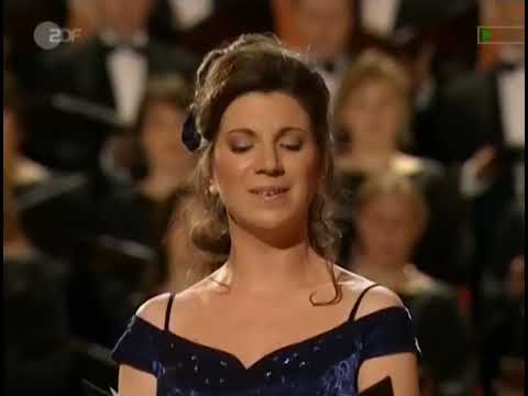 Elisabeth Kulman - Ave Maria (Schubert) - Die schönste Version aller Zeiten