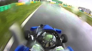 preview picture of video 'KFS 125 ANCENIS pluie karting'