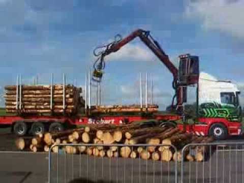 Eddie Stobart H8237 Laura Jane, Log Unloading. StobartFest 14/09/13