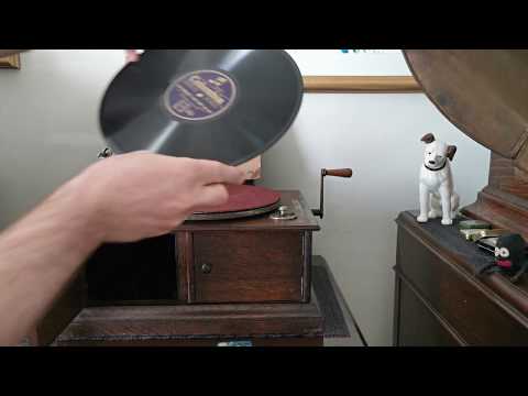 Who Wouldn't Love You? - The Denza Dance Band - Tournaphone 1906 Pathé Portable Gramophone -Columbia