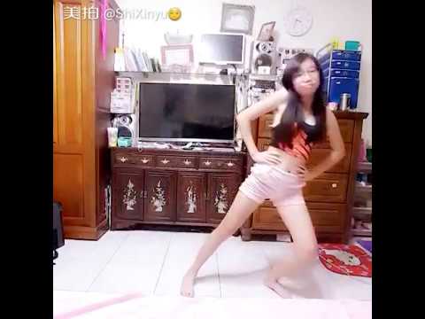 Sister Shake It dance
