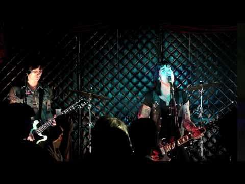 BITERS "Oh Yeah (The Bitch Wants More)" live @ Star Bar HD