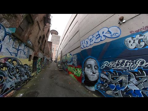 Graffiti filled alley in Downtown Vancouver in 360°