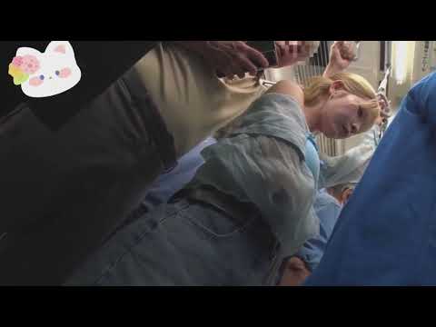 Pretty Lady Going to Work | Japan Bus Vlog