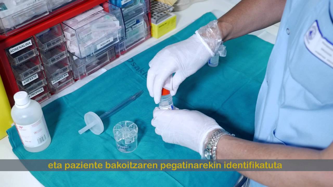 Kolon-ondesteko minbiziaren behaketako kolonoskopiaren bideoa