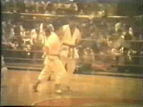 Italy vs Japan 1984: PEDRAZZINI wins