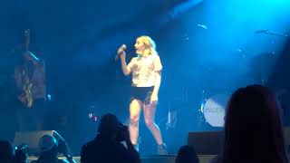 Maddie and Tae &quot;New Dog, Old Tricks&quot; 6/8/2018