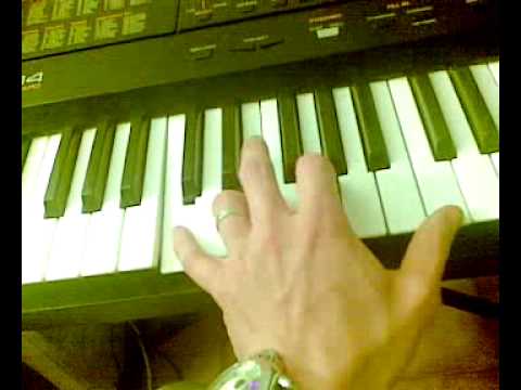 LEZIONE DI PIANO - ESERCIZI 8- Arpeggio per entrambe le mani