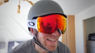 Sehen Sie sich die Oakley Flight Deck Ski- und Snowboardbrille an, bevor Sie sie kaufen!