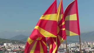 Пред јавноста, пред колегите индиректна закана- кој кажал дека на Македонија и се спрема северна историја?!
