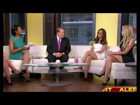 Julie Roginsky & Katherine Timpf & Harris Faulkner hot legs - Outnumbered - 08/19/16
