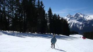 preview picture of video 'Skiing in Les Carroz d'Araches March 2008'