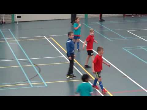 RKVVO JO11 Zaalvoetbal 2016 3