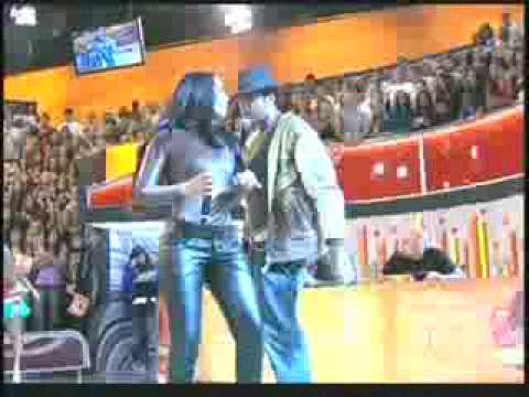 latino e perlla - selinho na boca (com beijo)