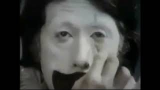 Sesame Street: A clown removes his makeup 