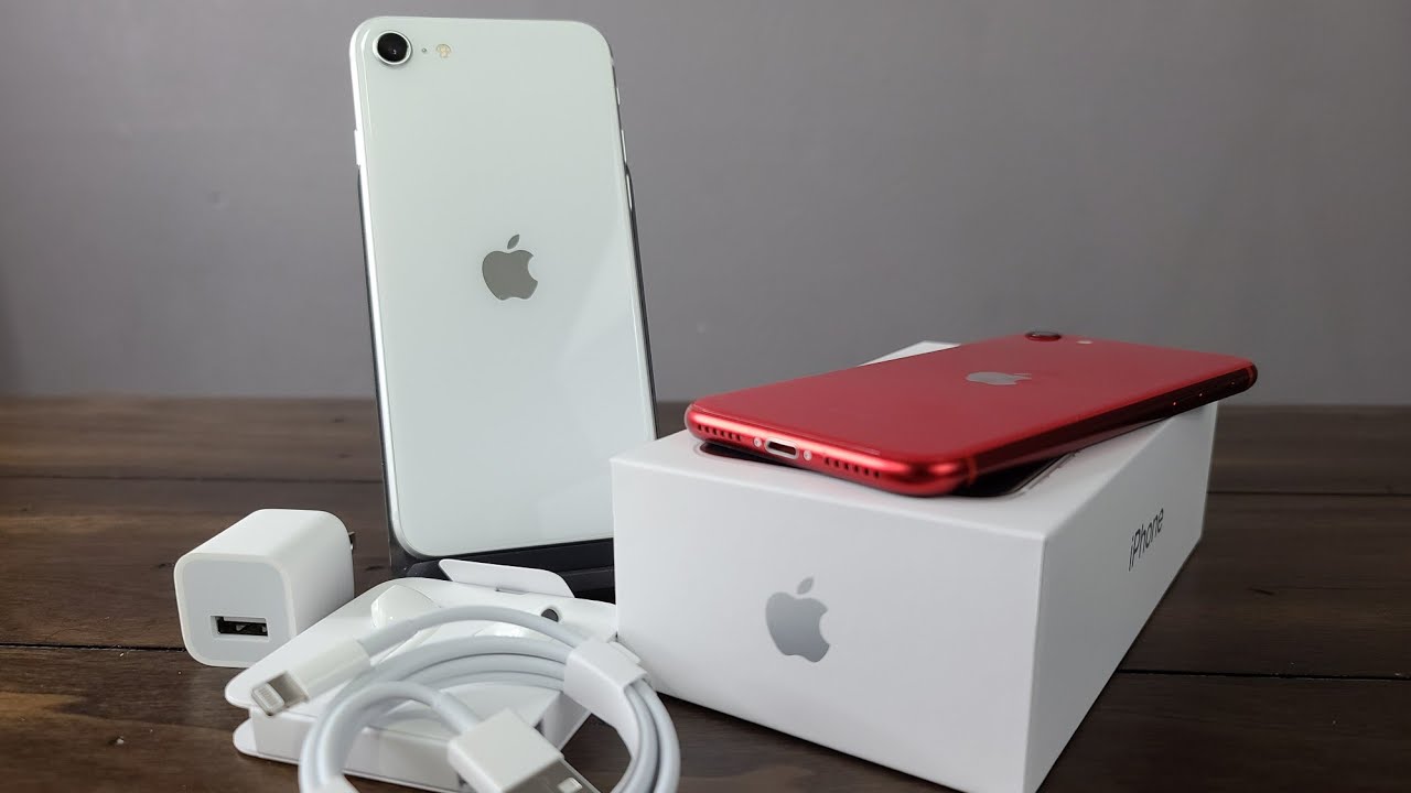 Unboxing and First Impressions of the NEW Red and White iPhone SE 2020
