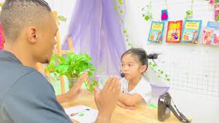 Bé học tiếng Anh tại C-School