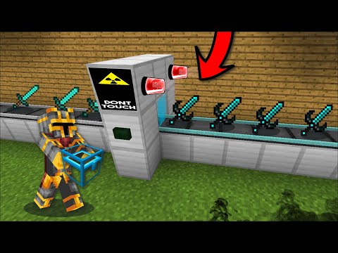 Minecraft EXTREME WEAPONS CONVEYOR BELT MOD / DON'T TOUCH THESE WEAPONS !! Minecraft Mods