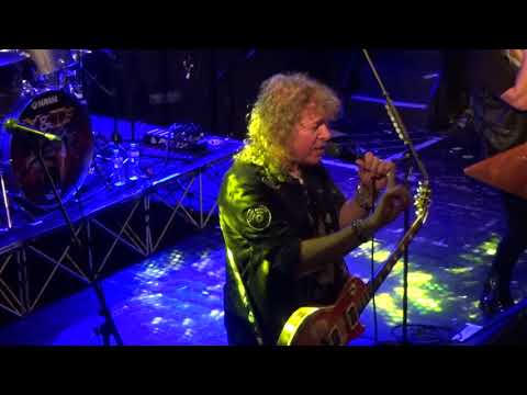 Thumbnail for Y&T - Barroom Boogie - Holmfirth Picturedrome - 11/11/17. #YANDT by Phil Kennemore