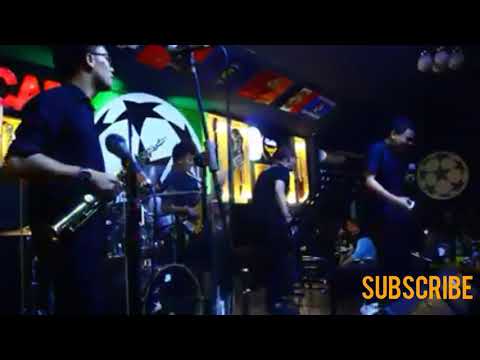VICTOR HUTABARAT feat SANGA PAJUMPANG BAND [CHAMPION CAFE MEDAN]