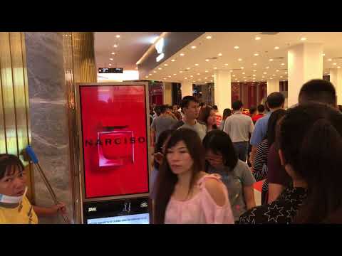 Narciso   Landmark 81