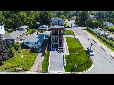 661 Pleasant Street Pickering