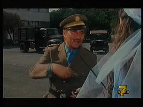 L'esercito più pazzo del mondo   con Massimo Boldi, Andy luotto, Adriana Russo, Leo Gullotta, Pino C