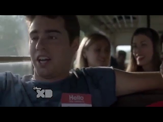 Vídeo relacionado con Edge Entertainment - Humanos!!! 4: Campamento Zombie Lake (EDGTC23)