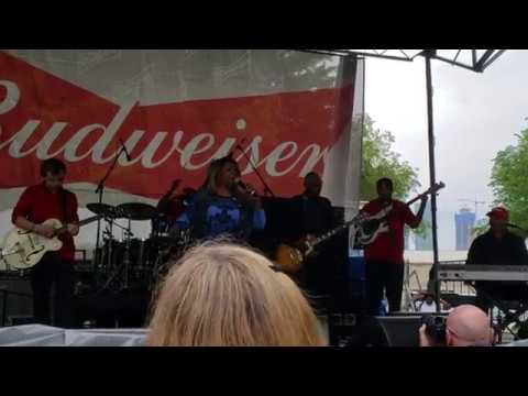 Zora Young - Live @ Chicago Bluesfest 6-8-18 - Mr Jamzilla's up close view