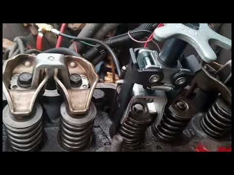 replace valve stem seals AMC 258 (1980 Jeep CJ7) i6