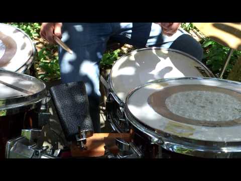 Drum lesson (Cha cha cha) - outdoor