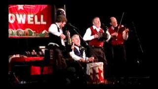 Nowell Sing We Clear, 2008 "Chariots"