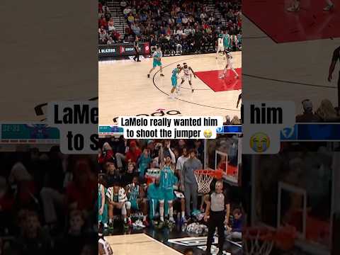 LaMelo signaling for Ryan Kalkbrenner to let it fly 😅