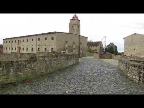 Stempelstelle Burgruine Hausneindorf - Burgen und Schlösser - Harzer Wandernadel