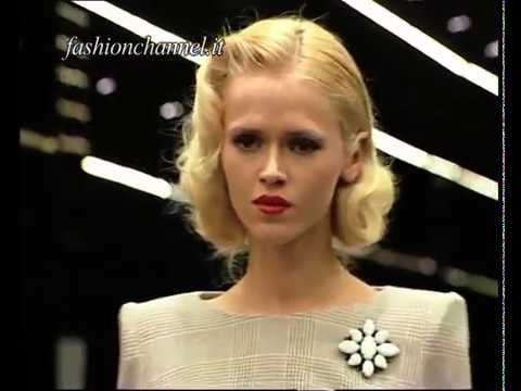 "Lorenzo Riva" Autumn Winter 10 11 Milan 1 of 4 pret a porter women by FashionChannel