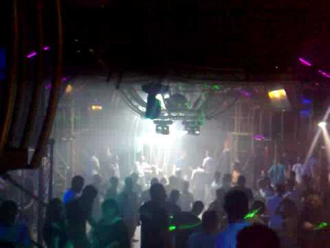 David Calderon feat Helenna - Go Back (GrooveshakerZ Remix)