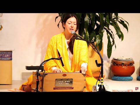 Satsang - Kirtan, Mantra und Arati mit Sarada - Yoga Vidya Ashram Live, 02.12.2021, 7:00 Uhr