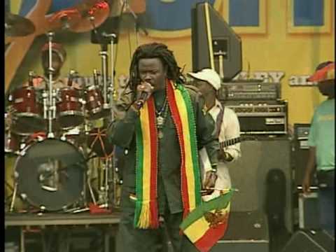 luciano live (jammins beach fest