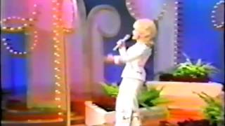 Dolly Parton - Gettin Happy on The Dolly Show 1976/77