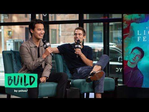 Dylan Sprayberry & Jordan Rodrigues Have Formed Organic Friendships On "Light as a Feather"