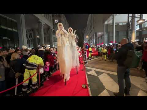 La parata che inaugura il Natale a Busto Arsizio