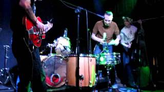 BOOZE BOYZ - Bottle and bones