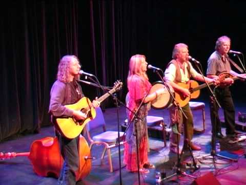 The Sands Family - Dan McGra'