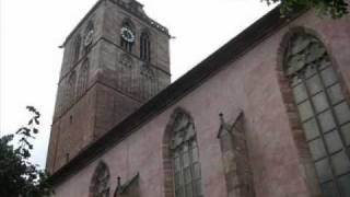 preview picture of video '12 Uhr Geläut - Stadtkirche Bad Hersfeld'