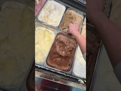How employees eat ice cream