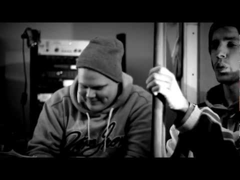 Dramadigs feat. Flo Mega - Wurst Käse Szenario