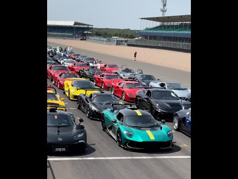 BEST SUPERCAR COMPILATION 2025
