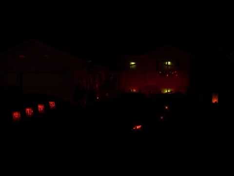 2015 Halloween Light Show - Ghost n Stuff Halloween - SnoMutt Lights